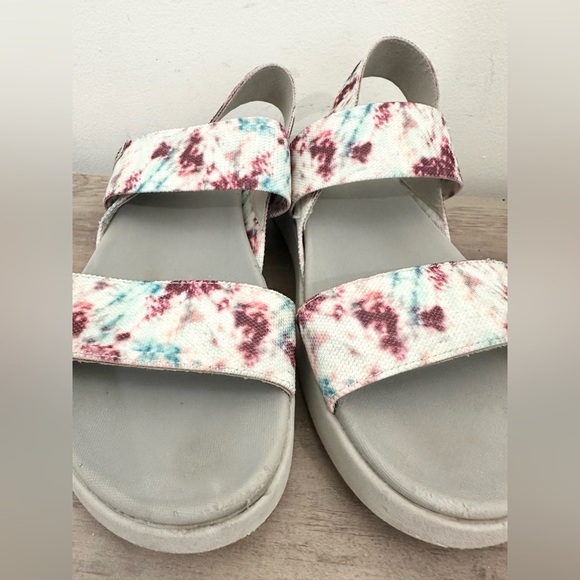 KEEN Women's Elle Backstrap platform open toe Wedge Sandal - Andorra/Tie Dye- 11 - Picture 3 of 6